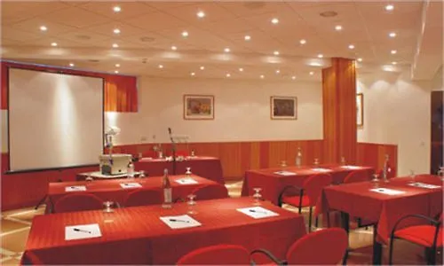 Отель Zodiaco Картейра