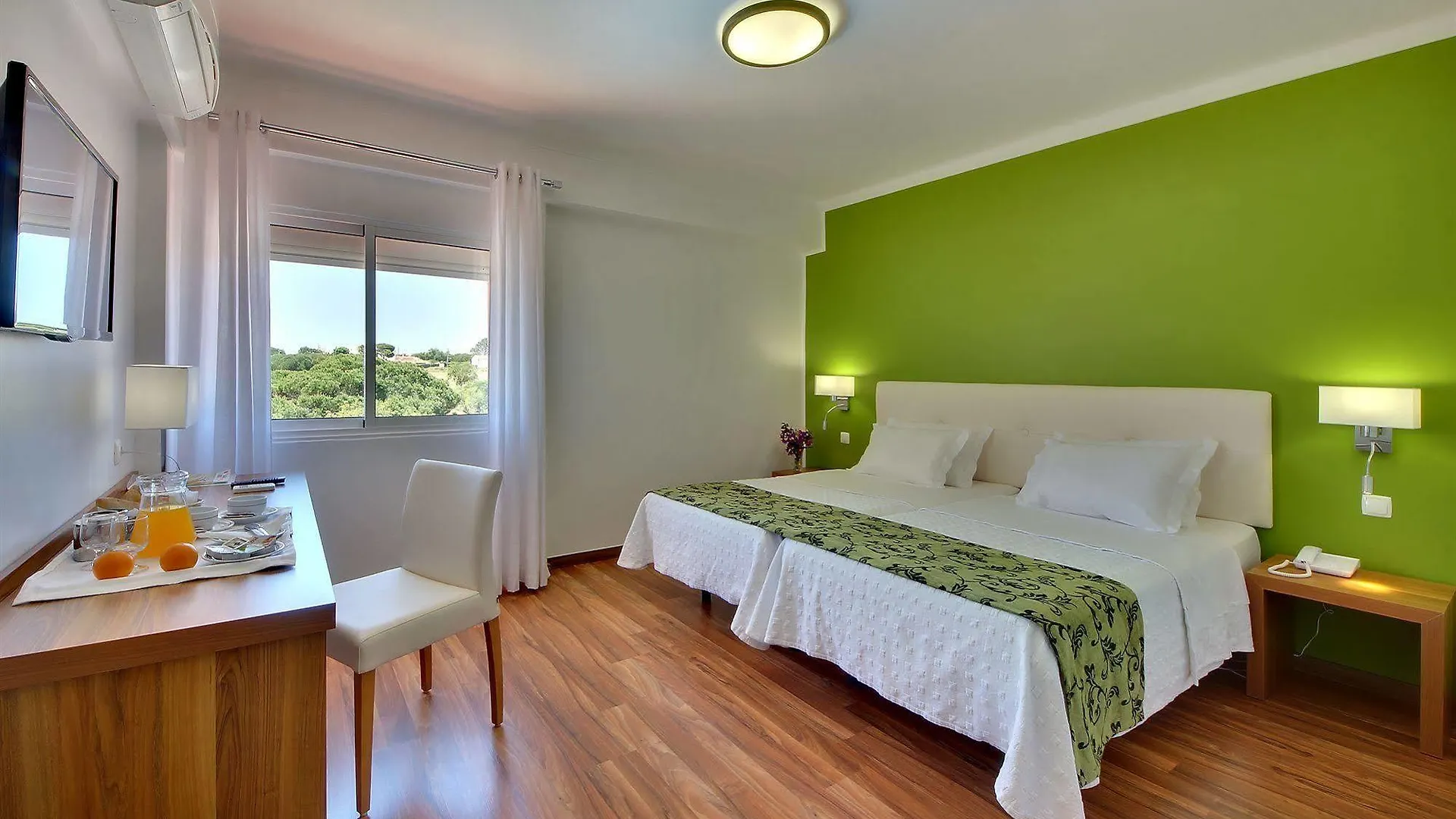 Zodiaco Hotel Quarteira